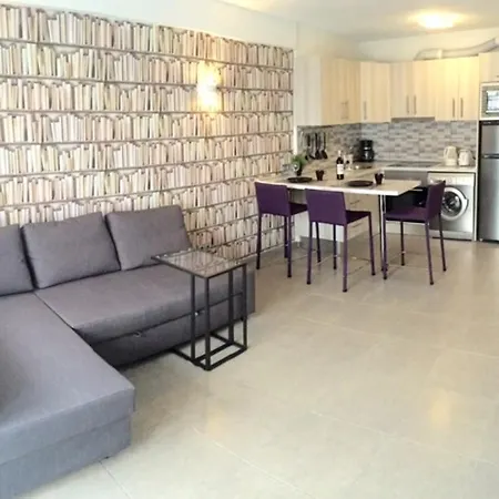 Apartment Avenida Ernesto Sarti 10 Apartment